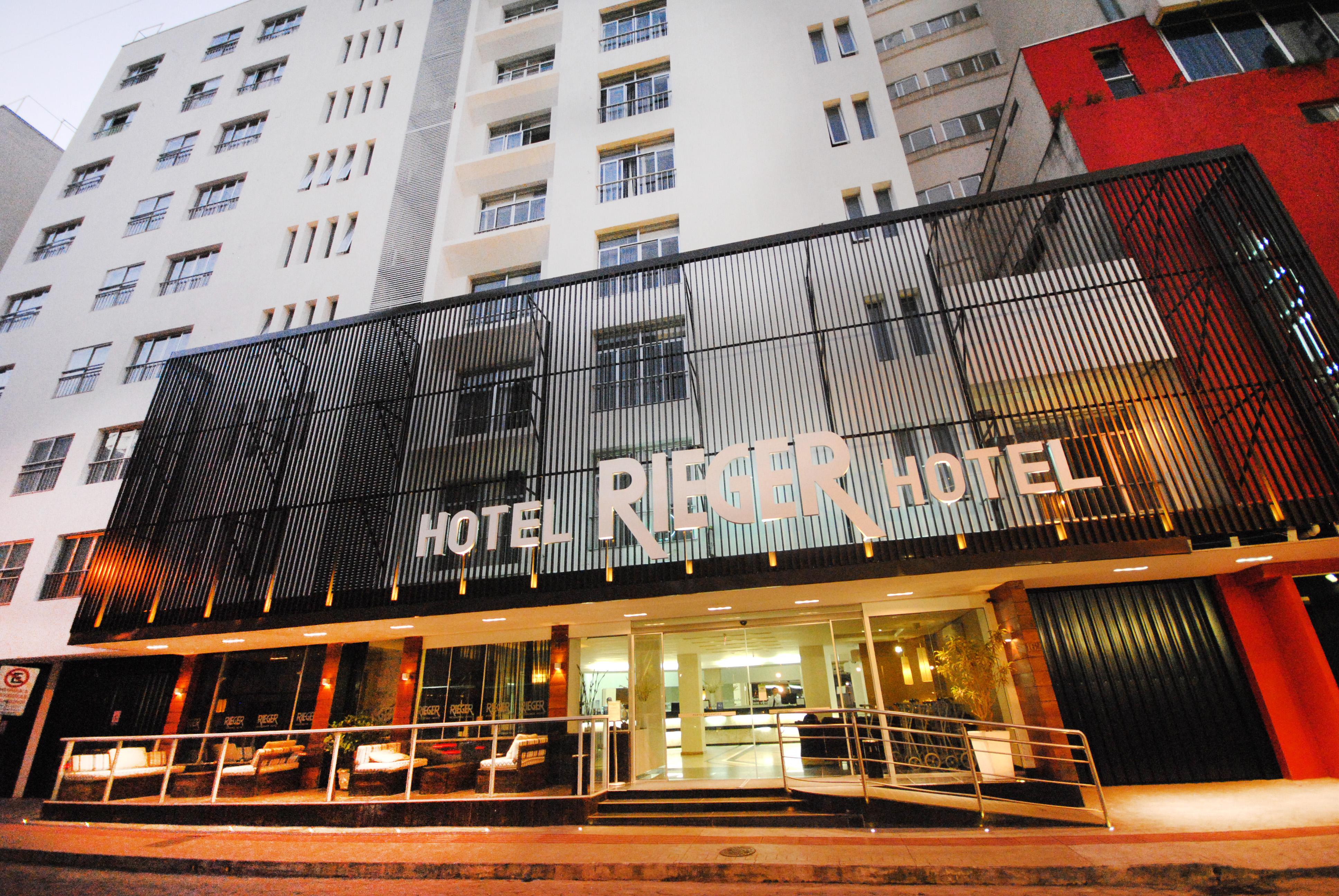 Hotel Rieger บัลเนอาริโอ กังโบริว ภายนอก รูปภาพ
